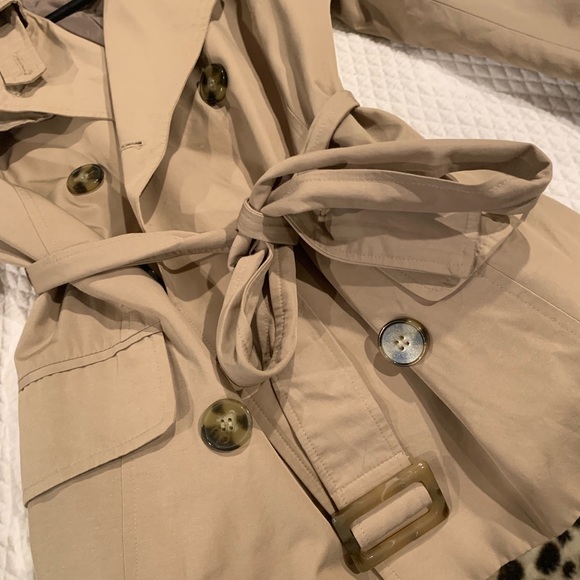 Forever21 trench jacket in tan - Picture 3 of 3